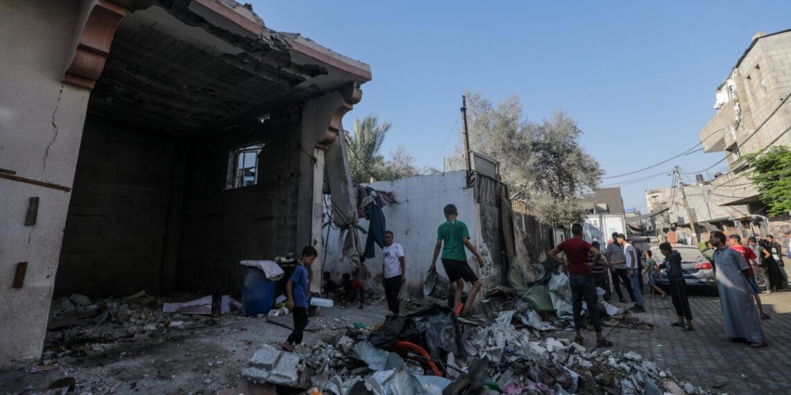 OMS urge iniciar campañas de vacunación tras detectar polio en la Franja de Gaza