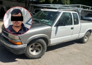 ¡Iba en zigzag, lo detienen, y resulta con reporte de robo en Los Mochis! – NR | NOTICIAS