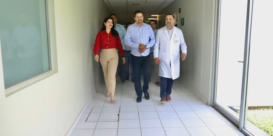 Secretario de Salud y titular de Semujeres visitan Lactario y Posada AME del Hospital de la Mujer