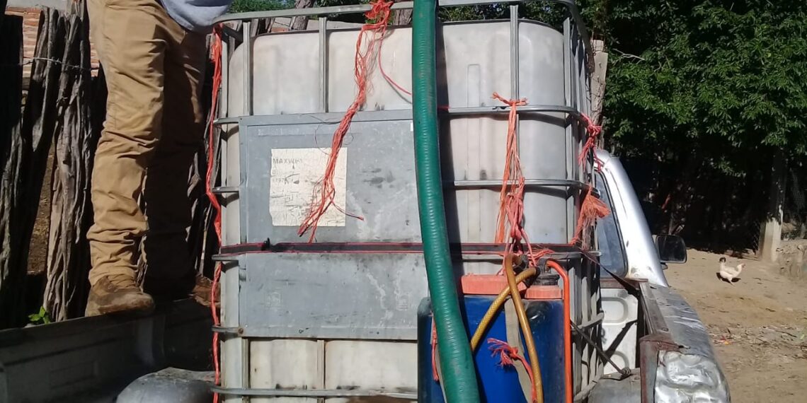 SEBIDES continúa atendiendo con pipas de agua a comunidades en 13 municipios de Sinaloa