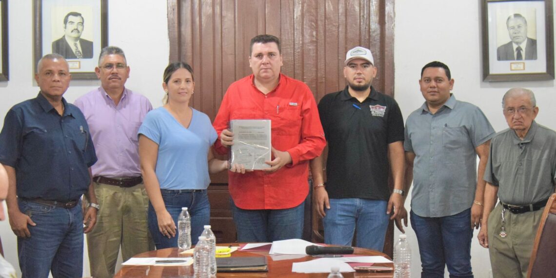 Municipio de El Fuerte recibe Propuesta de Valores del Suelo y Construcciones para el Ejercicio 2025