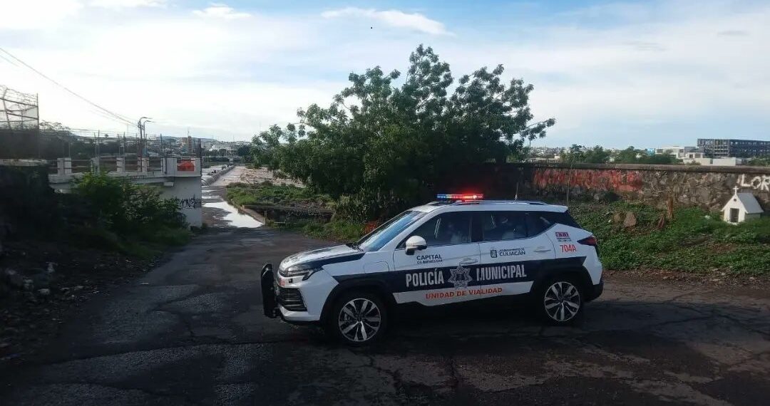 ¡ATENCIÓN! Se desborda la presa derivadora en Culiacán