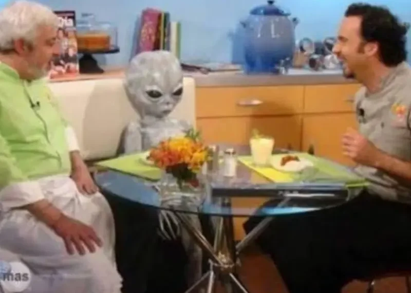 FOTOS: Los mejores MEMES de los “aliens” en el Airbnb de Jaime Maussan