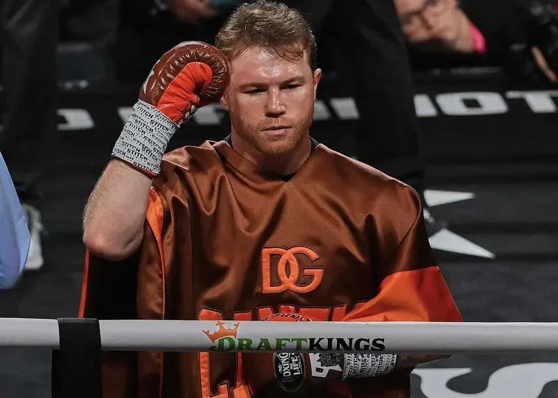 ‘Canelo’ se las ingenió para hablar inglés