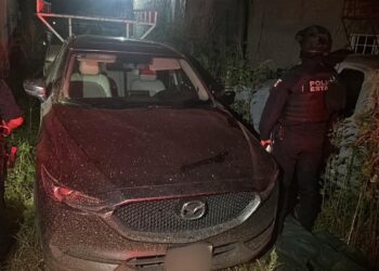 Policías Estatales del grupo Élite recuperan vehículo con reporte de robo