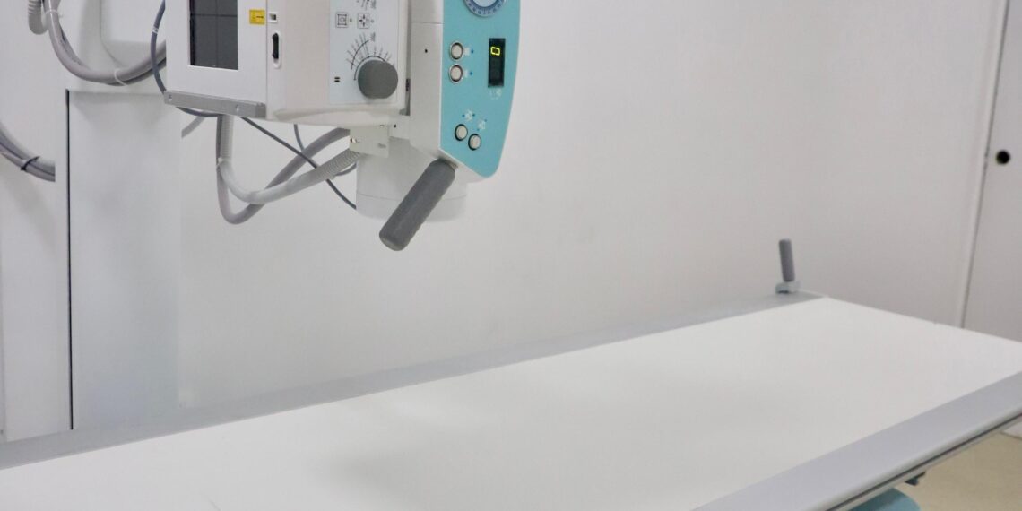 Llega torre de laparascopía y sala de rayos X al Hospital General de Los Mochis