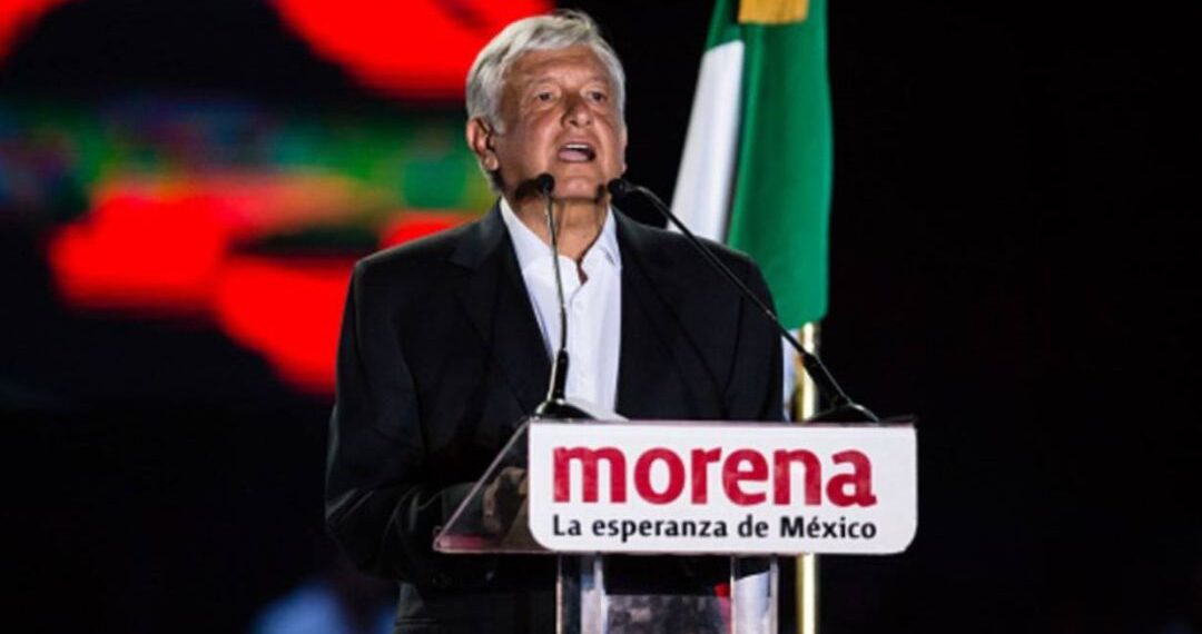 López Obrador renuncia a su militancia en Morena