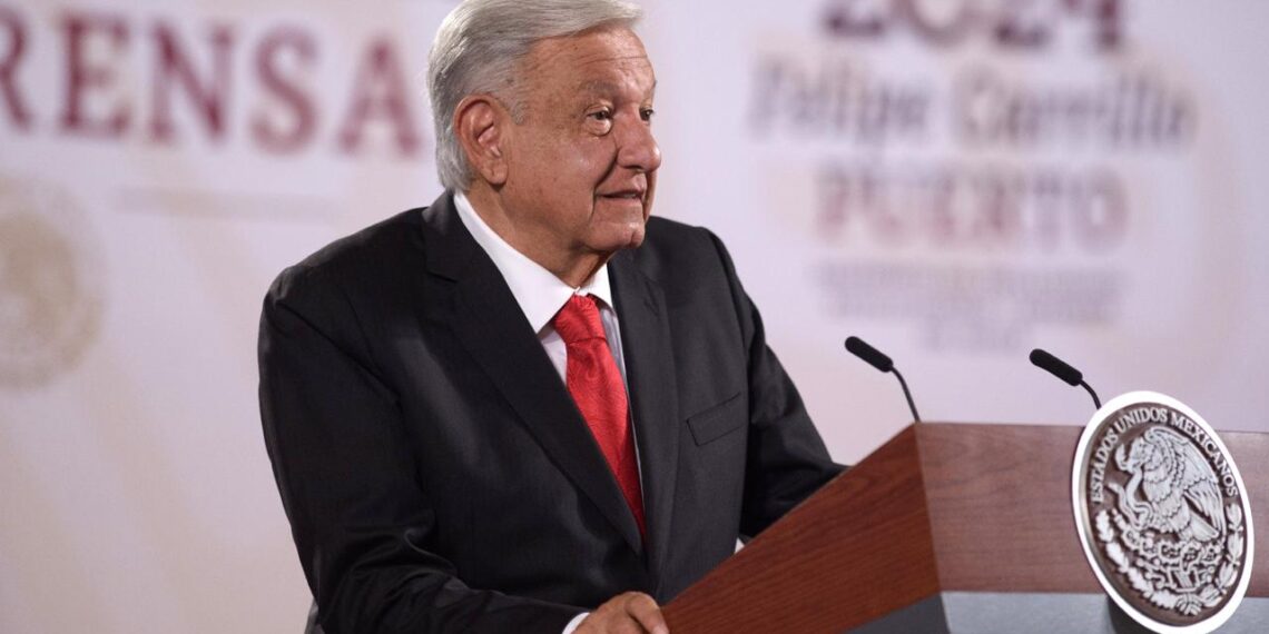 AMLO llama al diálogo al Congreso de Sinaloa para no violar la autonomía de la UAS