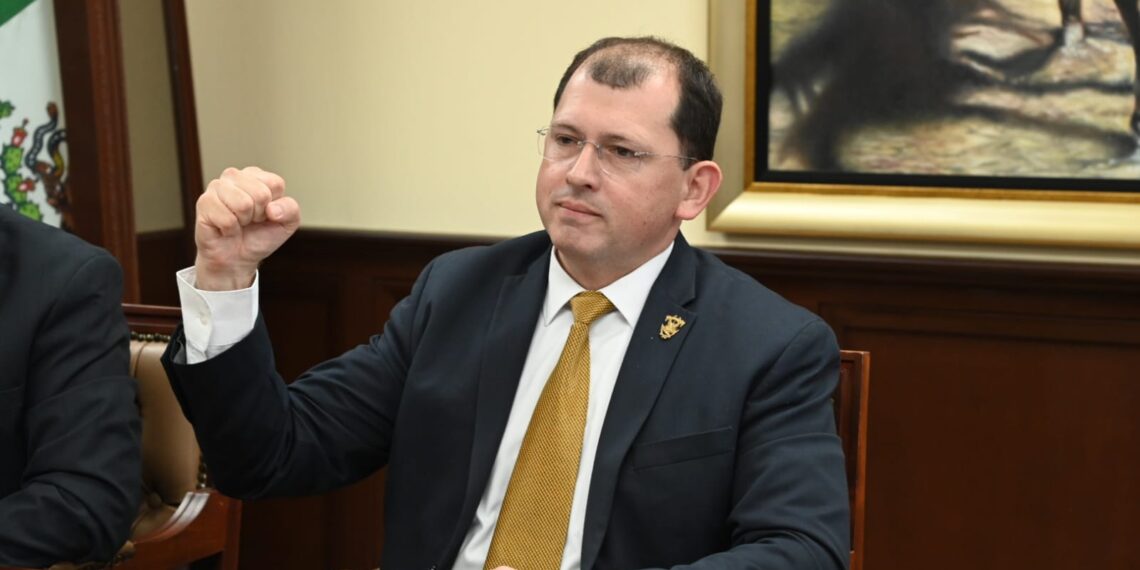 ¡La UAS no se detiene! A pesar de la persecución política en su contra, demuestra que es una de las mejores universidades del país al obtener la acreditación de seis de sus licenciaturas por el CIEES