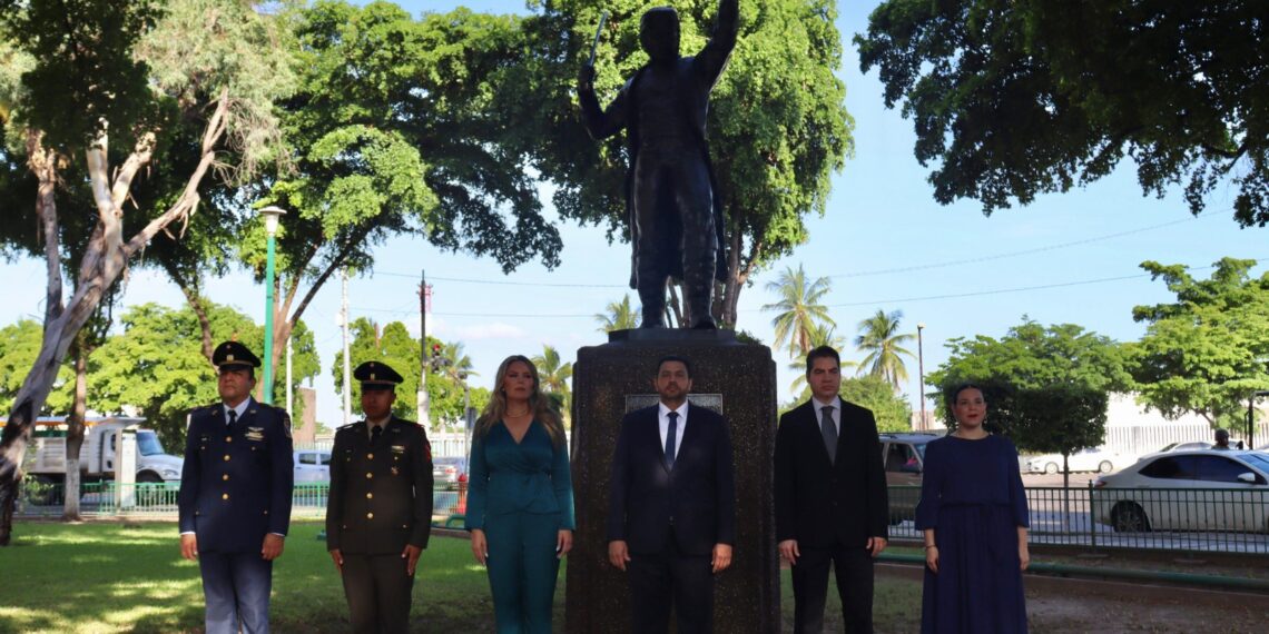Encabeza Secretario de Agricultura aniversario del natalicio de José María Morelos y Pavón