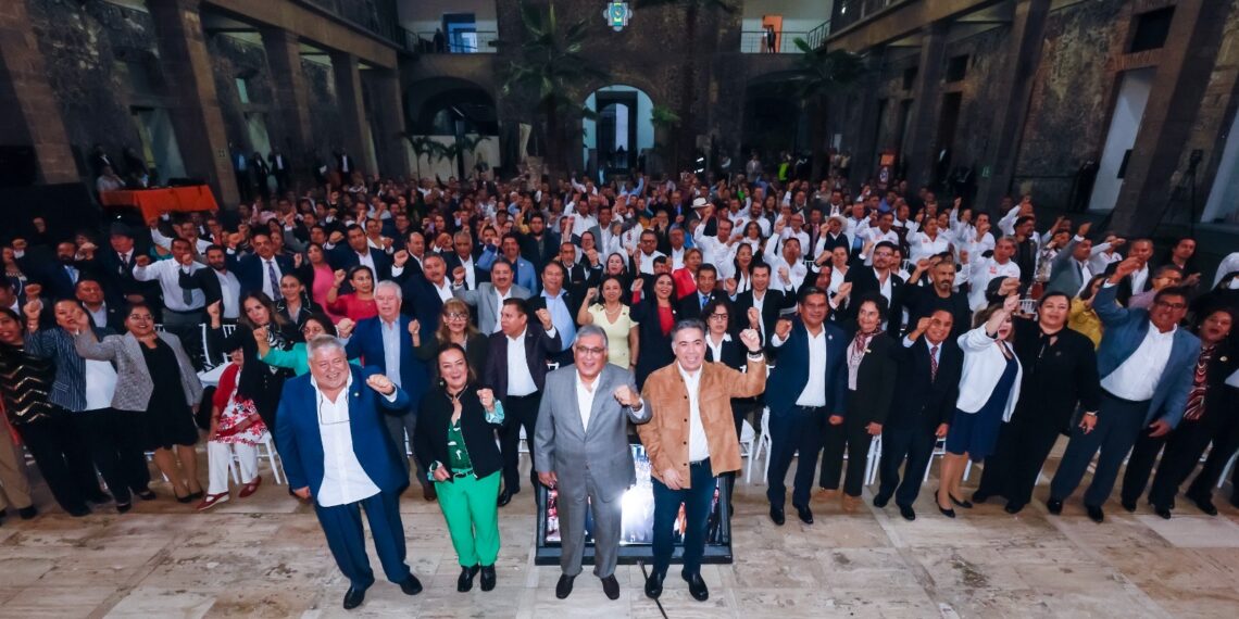 Senador Enrique Inzunza asiste a lanzamiento de campaña del SNTE nacional “Ármate de valor por una cultura de paz”