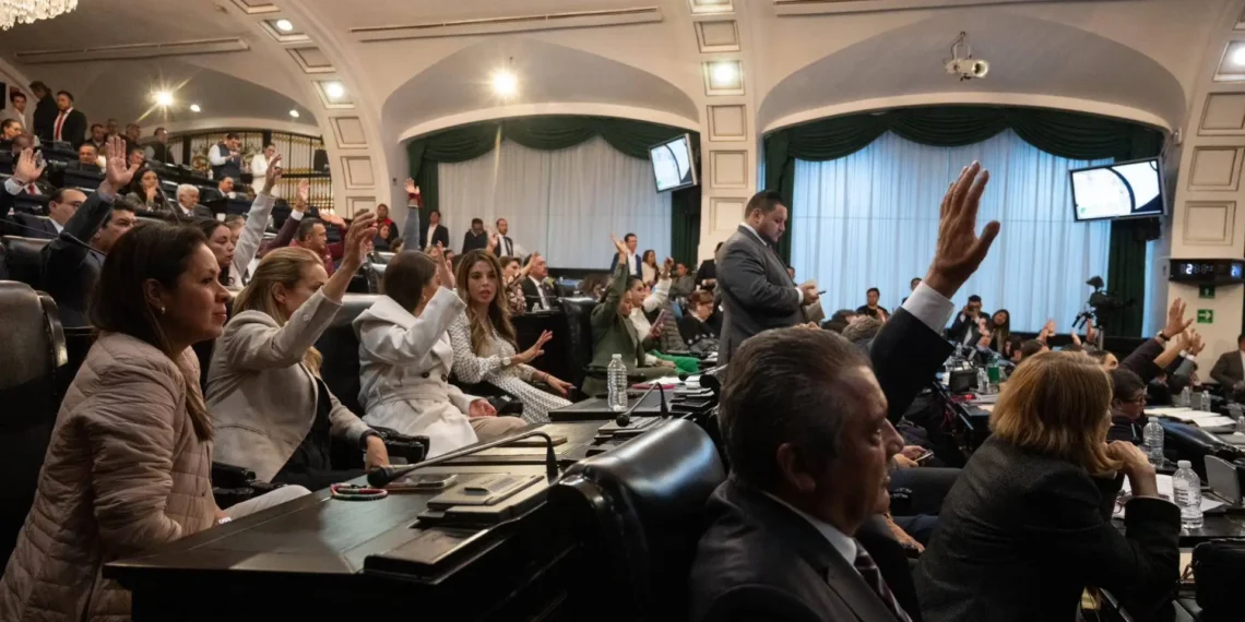 “Legisladores decidieron de manera libre”: AMLO celebra aprobación de la reforma al Poder Judicial