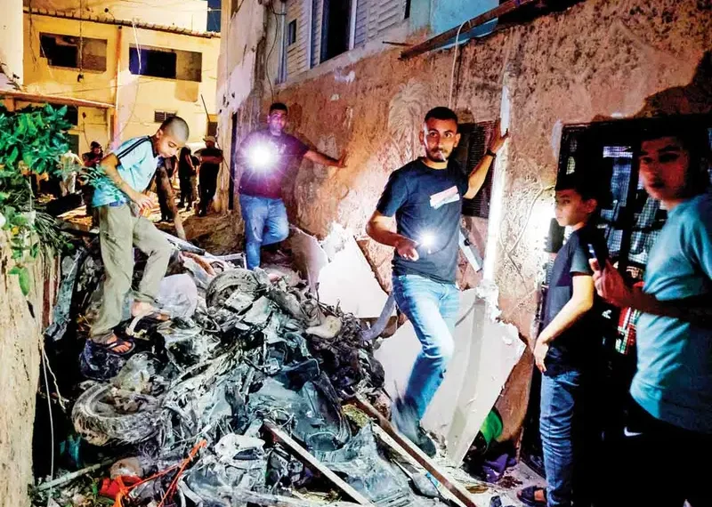 Cascos azules se quedarán en Líbano; confrontan asedio