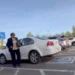 VIDEO: Surge #LadyTacón en Costco por estacionarse en lugar para discapacitados