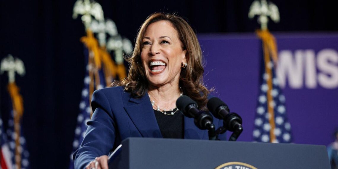 Kamala Harris busca el voto latino al ritmo de cumbia