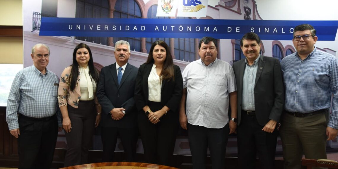 Armida Llamas Estrada rinde protesta como nueva Secretaria General de la UAS