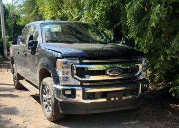 Grupo Élite asegura camioneta con reporte de robo y con un arma larga en Culiacán