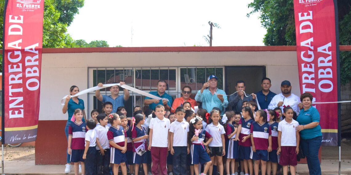 Alcalde Gildardo Leyva Ortega entrega obras de infraestructura educativa en diversas comunidades del El Fuerte.
