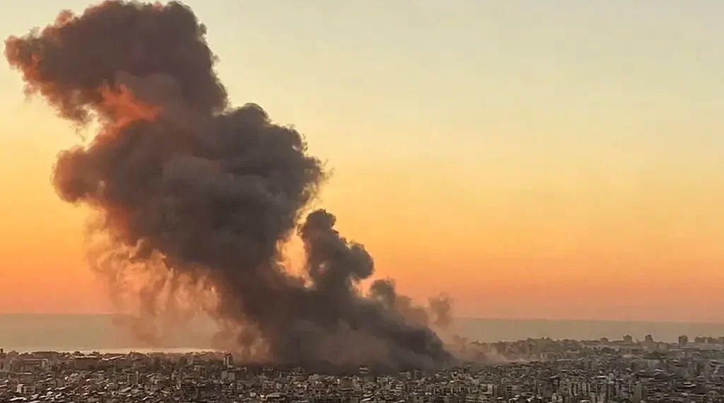 Israel bombardea el centro de Beirut mientras continúa la campaña en el sur del Líbano