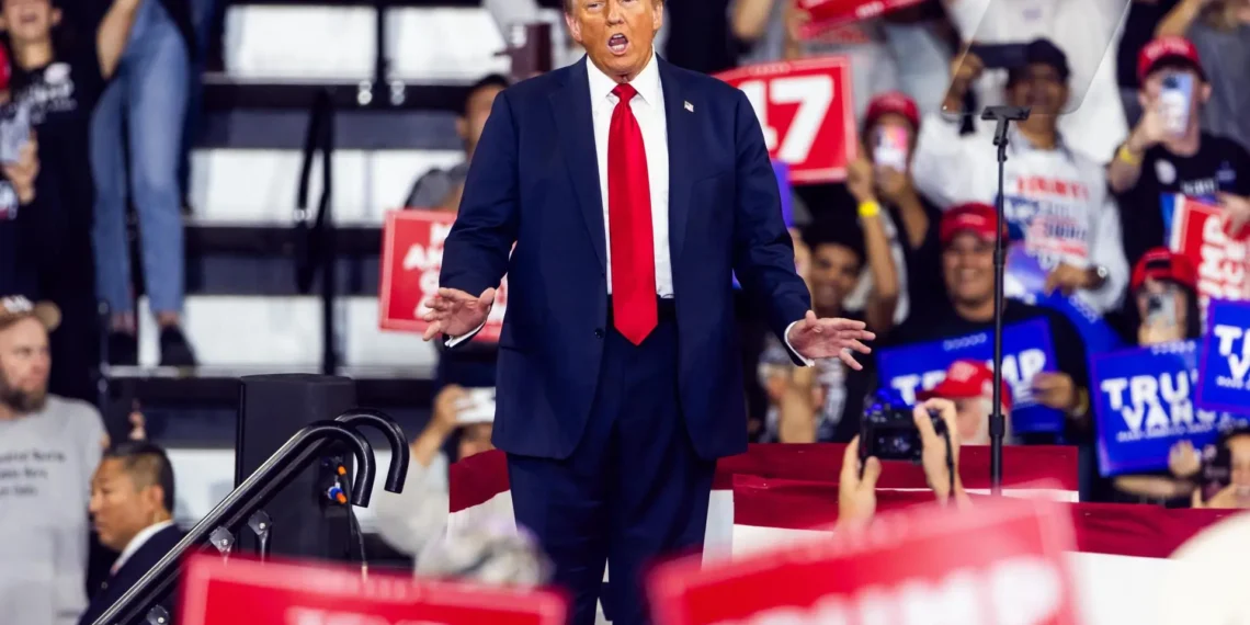 Trump califica la migración ilegal como “invasión de asesinos”