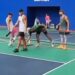 Video: Jugador patea cara de contrincante en partido de pickleball