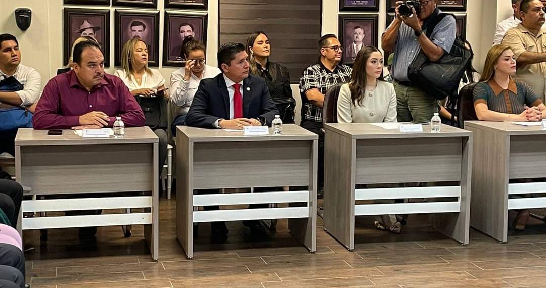 César Emiliano Gerardo garantiza una oposición firme, proactiva y responsable en el Cabildo de Ahome