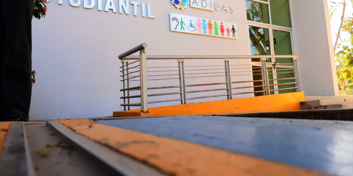 Gracias al liderazgo noble y valiente por tres décadas de Elba Sayoko Kitaoka Lizárraga, es que la inclusión es un tema consolidado en la UAS