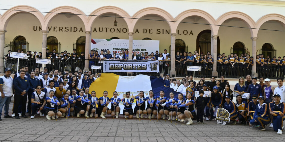 Promoviendo los valores cívicos, participa importante contingente de la UAS en el desfile deportivo del 20 de Noviembre celebrado en Culiacán