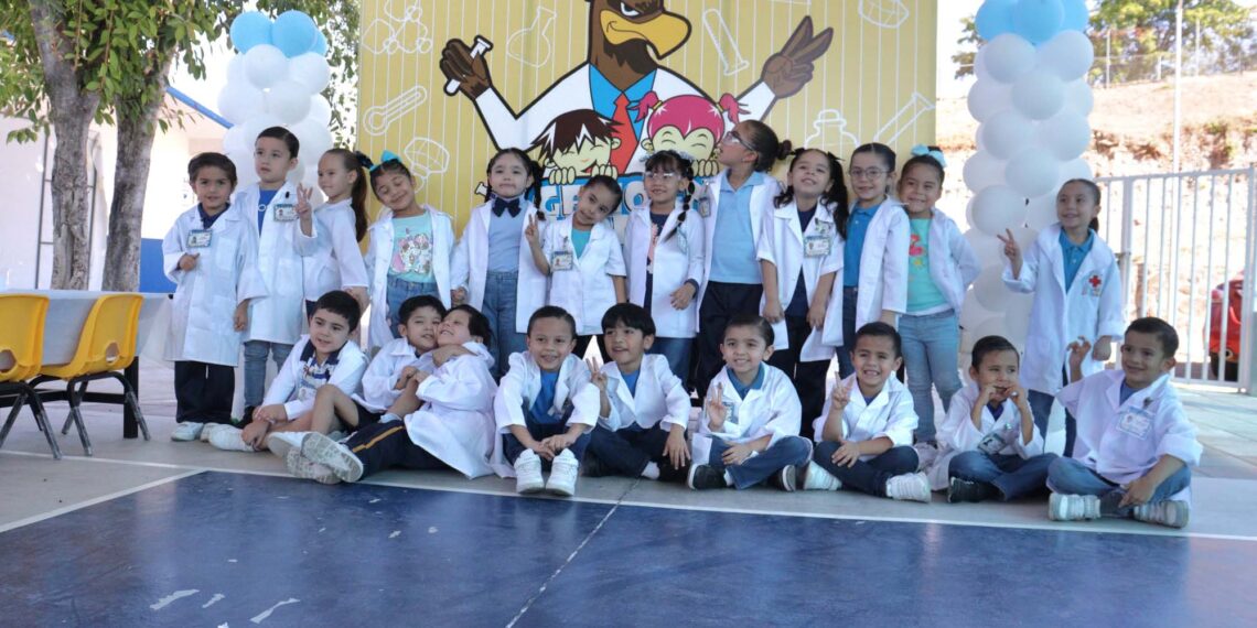 Pequeños del Jardín de Niños de la UAS tienen su primer acercamiento con la ciencia a través de la actividad “Genio en Desarrollo”