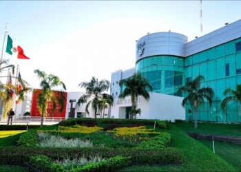 Luz verde al diálogo entre Rocha y Madueña; Rector accede a democratizar la UAS