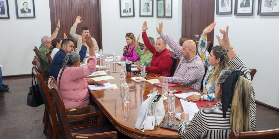 Gobierno de El Fuerte formaliza la expedición del título de propiedad para instalaciones de SEDENA y Guardia Nacional