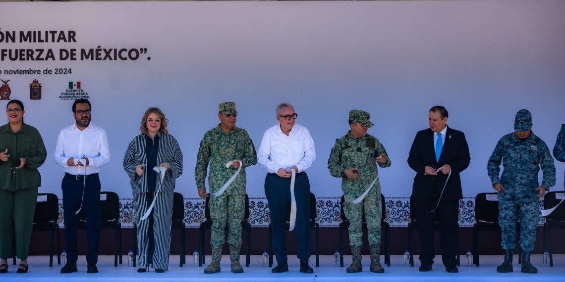 Las fuerzas militares son un baluarte de la patria, que garantiza la seguridad de los ciudadanos: Rocha Moya