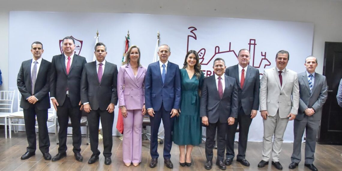 Juan Garibaldi rinde protesta como Secretario del Ayuntamiento de Ahome