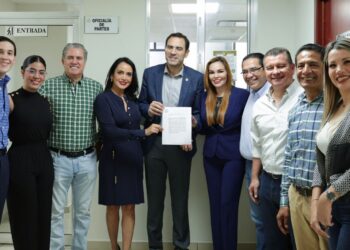 Presentan iniciativa para obligar a personal educativo a denunciar abusos contra menores