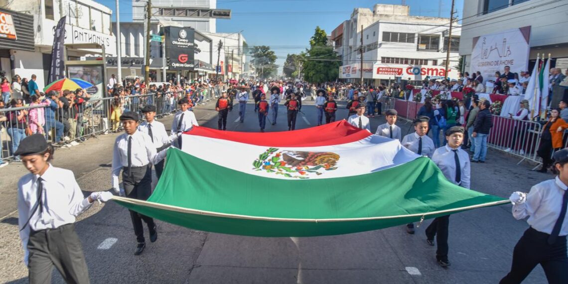 Técnica 94 y CETIS 68 ganan primer lugar en el Desfile por el 114 Aniversario de la Revolución Mexicana.