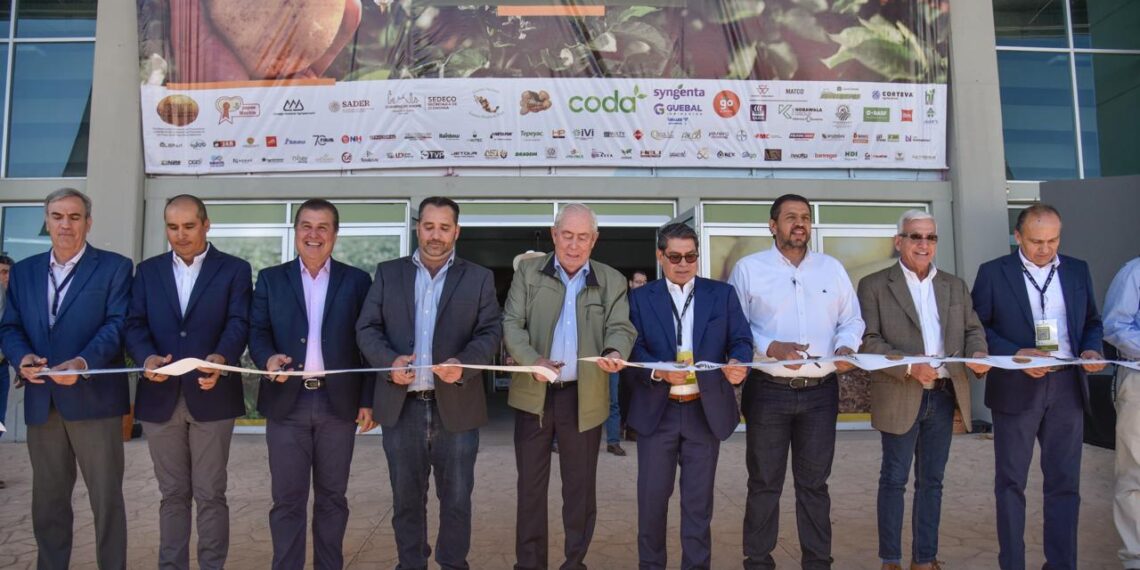 Autoridades inauguran el CONPAPA 2024