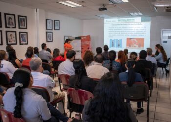 Realizan charlas sobre violencia de género para personal municipal en el marco de los 16 días de activismo – NR | NOTICIAS