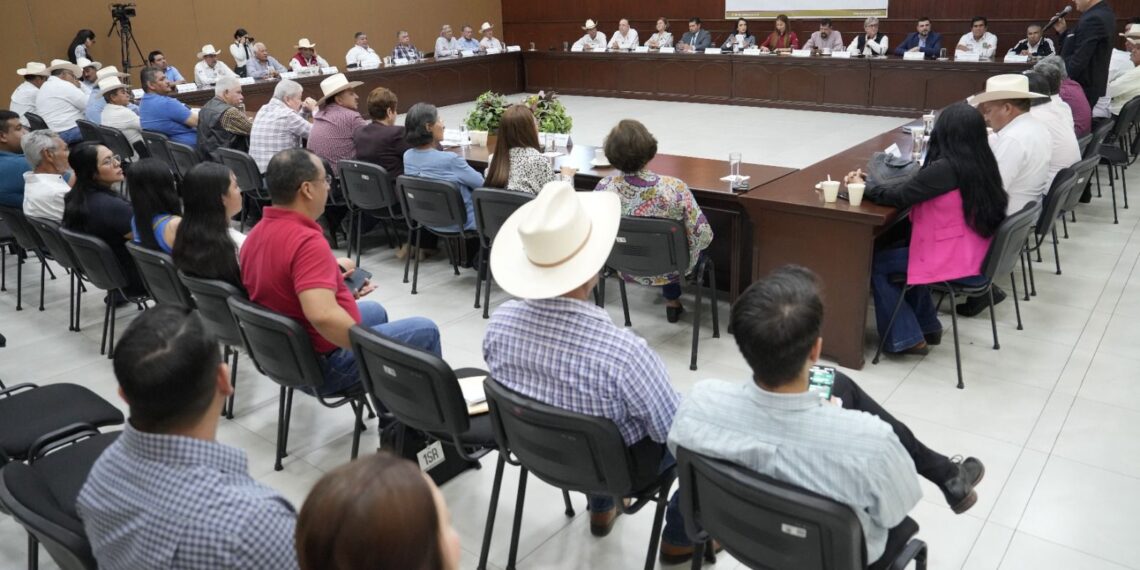 Diputados y productores van por mayor presupuesto para fortalecer la agricultura y la ganadería