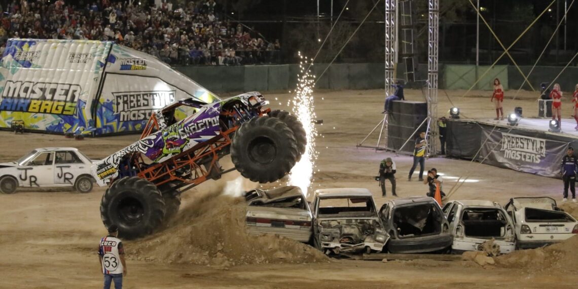 ¿Eres amante de los camiones monstruos? Master Trucks Show en Los Mochis – NR | NOTICIAS