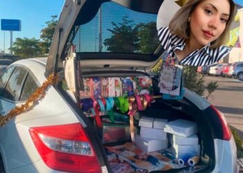 ¡Para emprender no hay excusas!, joven envuelve regalos en su carro