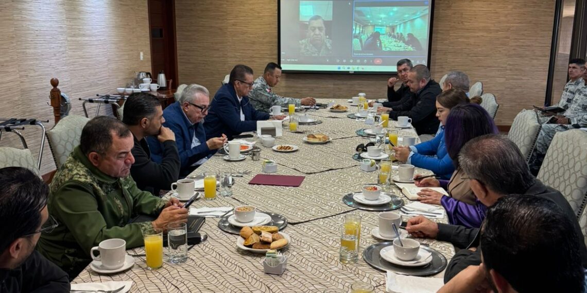 El gobernador Rocha y el secretario García Harfuch encabezan reunión para evaluar resultados de acciones