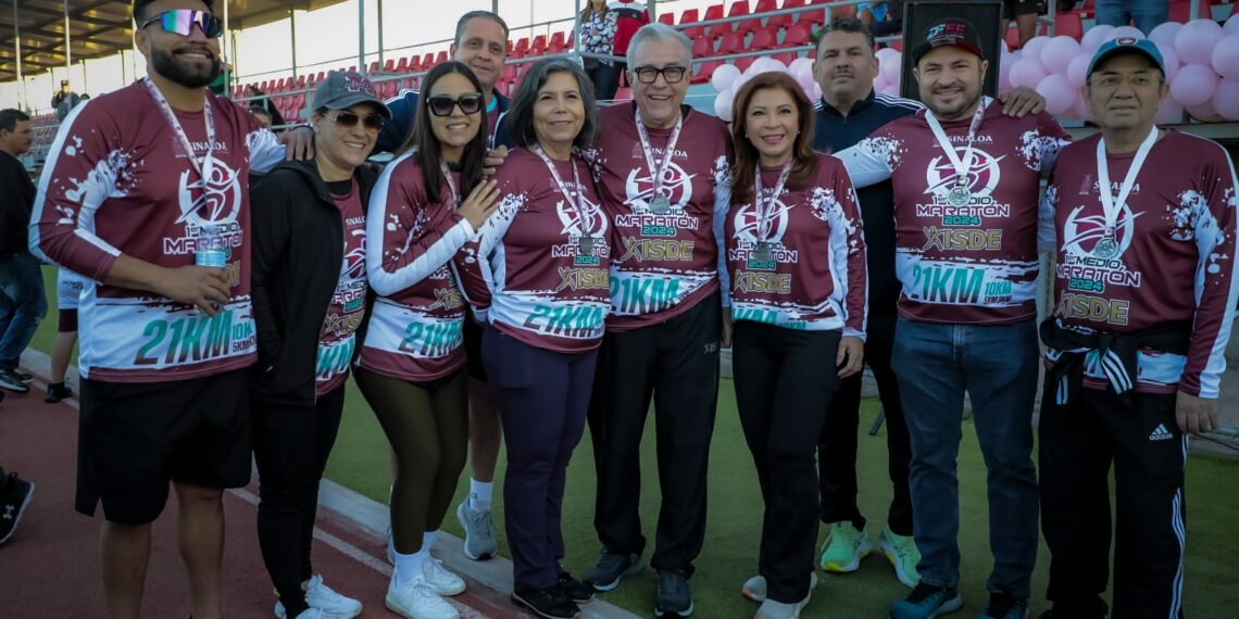 Rocha Moya da el banderazo inicial del Primer Medio Maratón ISDE 2024