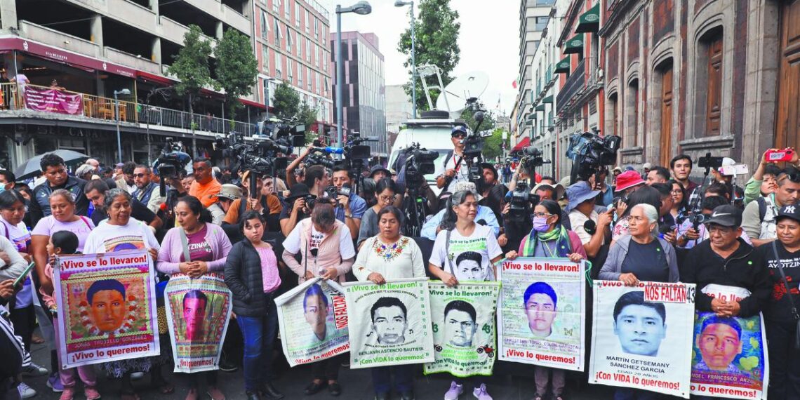 Gobierno de Sheinbaum trabajará en 5 ejes el Caso Ayotzinapa