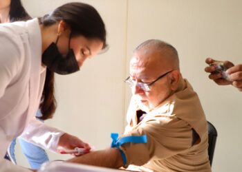 Instala Secretaría de Salud Unidad Móvil en Palacio de Gobierno para la detección de cáncer de próstata