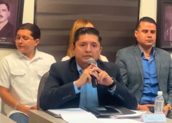 Regidor César Gerardo impulsa la creación de una Asociación Ganadera Local en El Carrizo