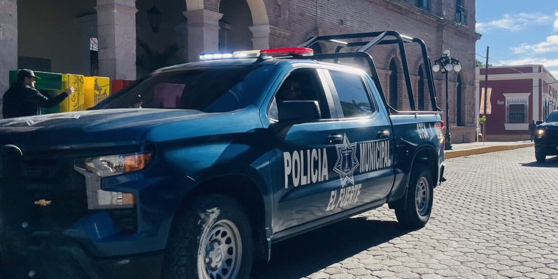 Decomisa seguridad pública de El Fuerte cuetes en la cabecera municipal