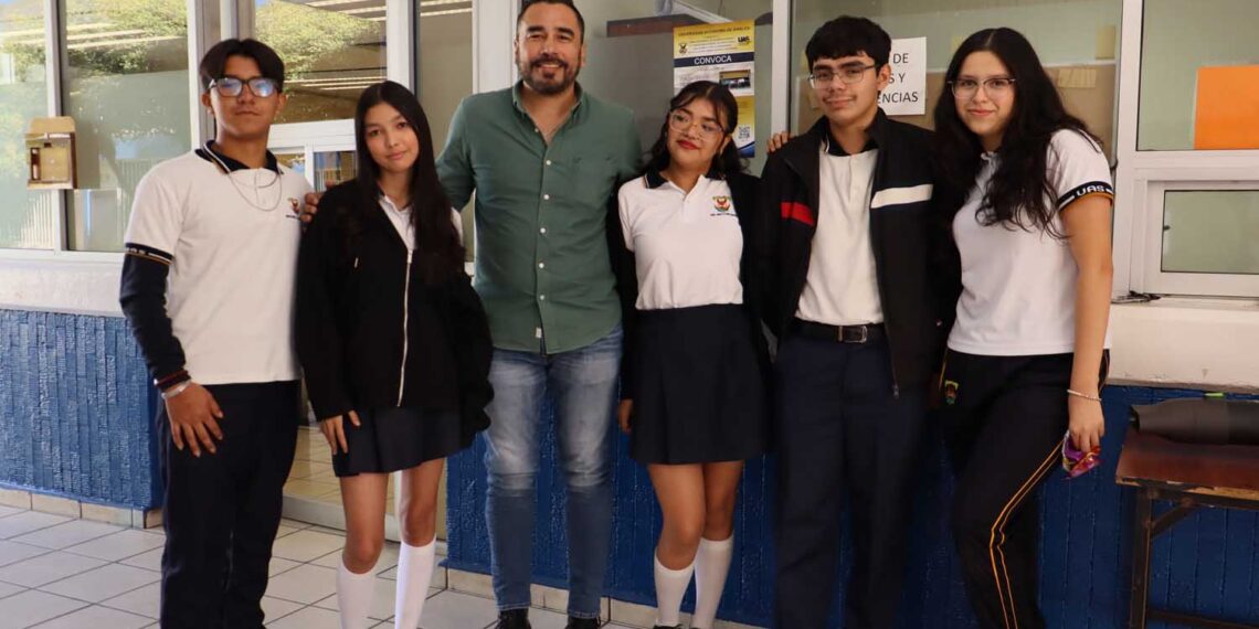 Eric Alejandro sigue cosechando triunfos; el alumno de la Hermanos Flores Magón obtiene primer lugar en la Olimpiada Estatal de Astronomía