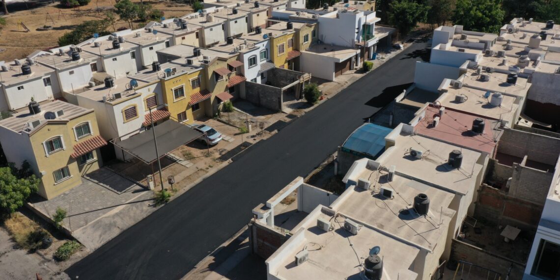 Culiacán avanza con acciones de reencarpetado y bacheo en distintas zonas de la ciudad