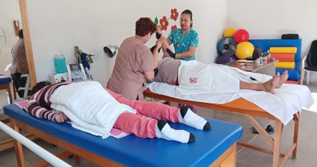 DIF El Fuerte ofrece terapias de rehabilitación en la sindicatura de Chinobampo
