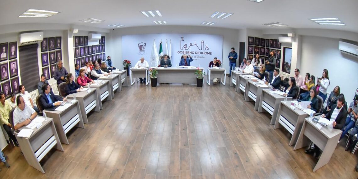 Ayuntamiento y GPO se suman para atender problemática de drenaje y agua en Topolobampo